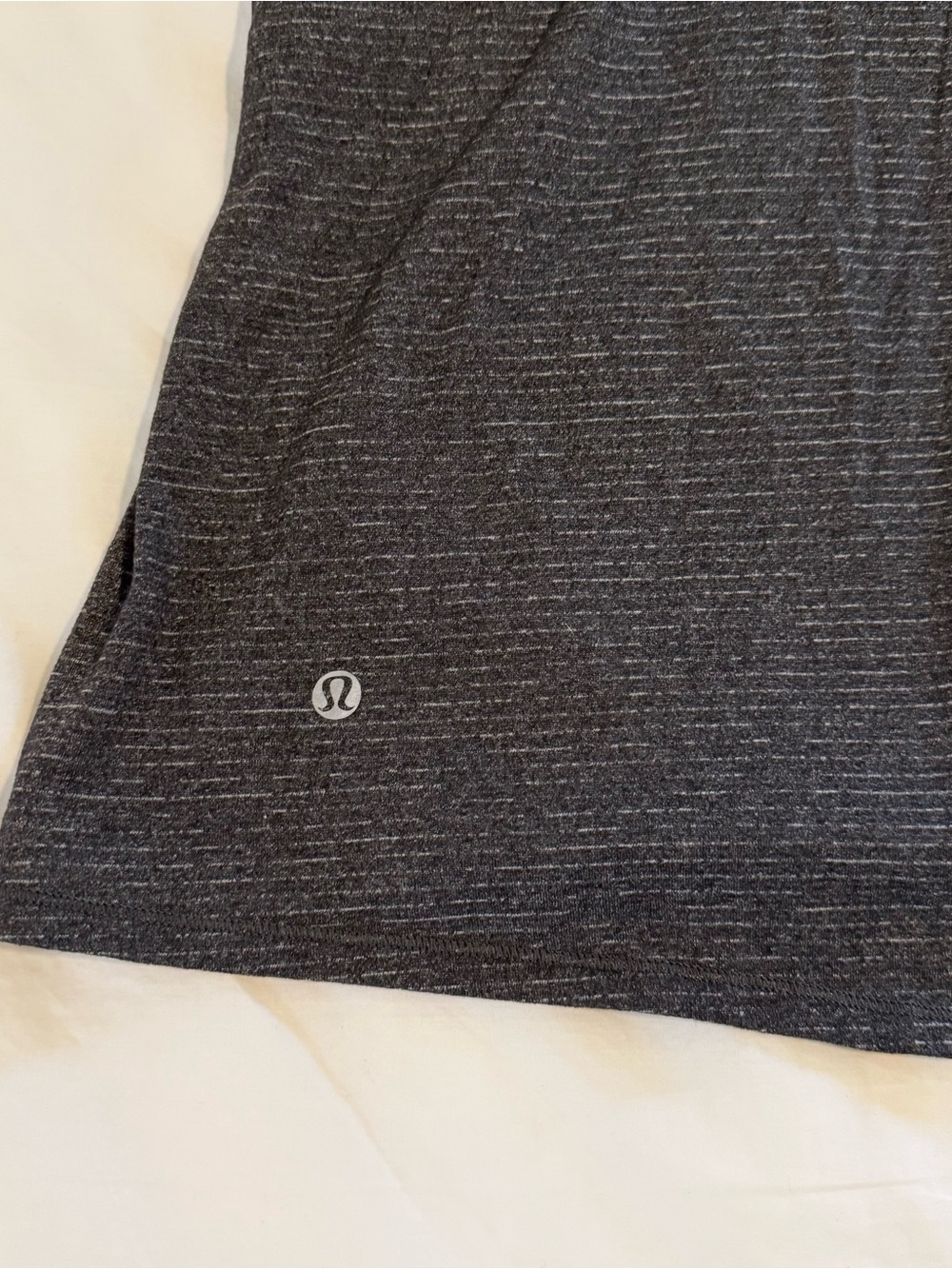 Lululemon split back tank - Picture 5 of 6